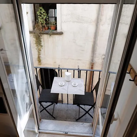 The Tiny House On Toledo - Spanish Quarters - By Houseinnaples Naples