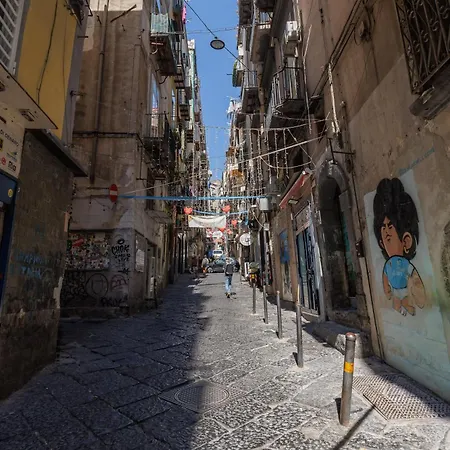The Tiny House On Toledo - Spanish Quarters - By Houseinnaples *